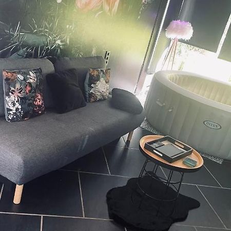 Loft D Isa Avec Wifi Netflix Apartman Gesves Kültér fotó