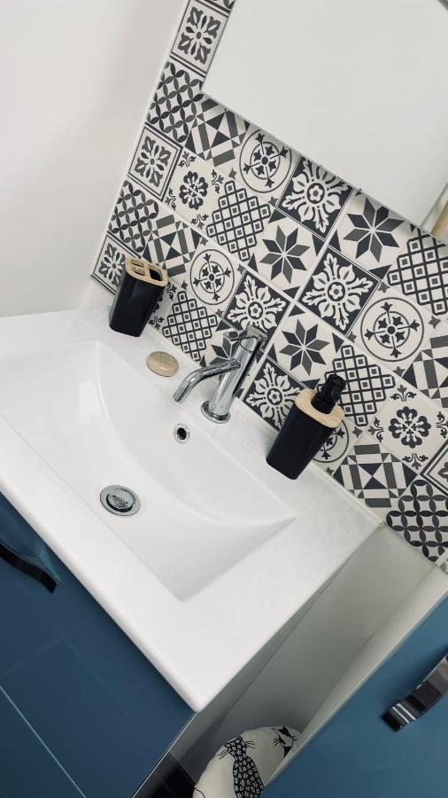 Loft D Isa Avec Wifi Netflix Apartman Gesves Kültér fotó