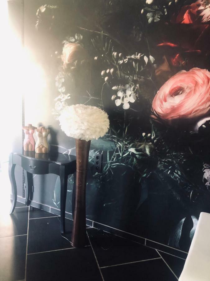 Loft D Isa Avec Wifi Netflix Apartman Gesves Kültér fotó