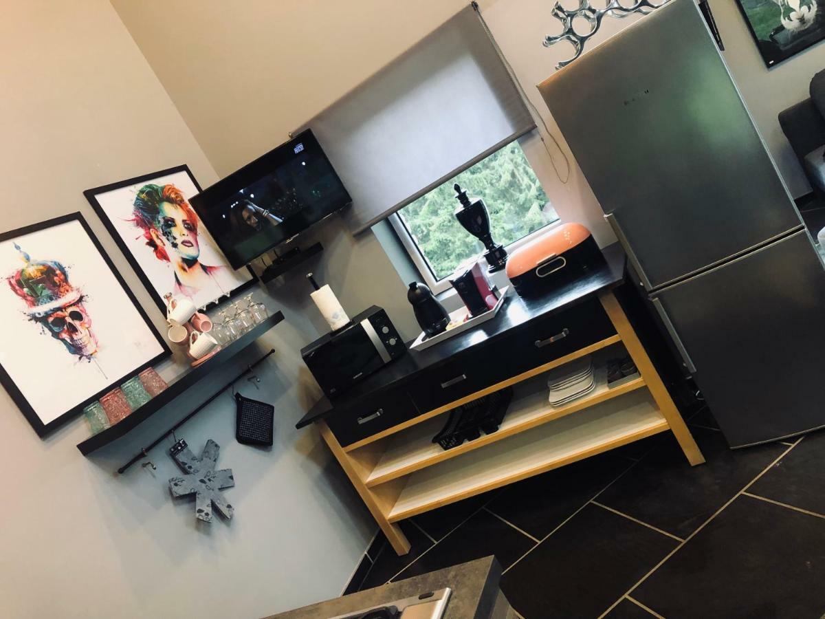 Loft D Isa Avec Wifi Netflix Apartman Gesves Kültér fotó