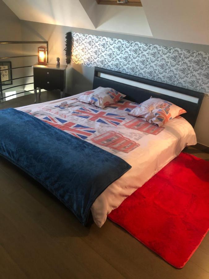 Loft D Isa Avec Wifi Netflix Apartman Gesves Kültér fotó