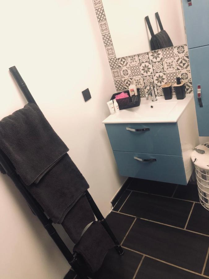 Loft D Isa Avec Wifi Netflix Apartman Gesves Kültér fotó